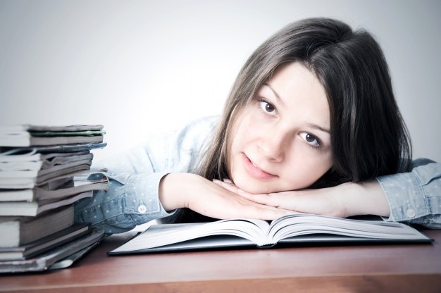 Português 8º Ano Fundamental - Conhecendo o gênero textual: artigo de opinião, Interpretando e identificando os processos de criação de um artigo de opinião, produção de um artigo de opinião.