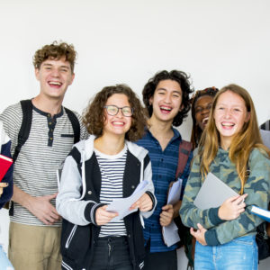 Ciências 9º Ano Fundamental – Fatores imprescindíveis à manutenção da vida no planeta Terra, mitos de criação e teorias de surgimento da vida no planeta, dificuldades para a sobrevivência humana fora do planeta Terra e inovações tecnológicas como propiciadoras de expedições interplanetárias.