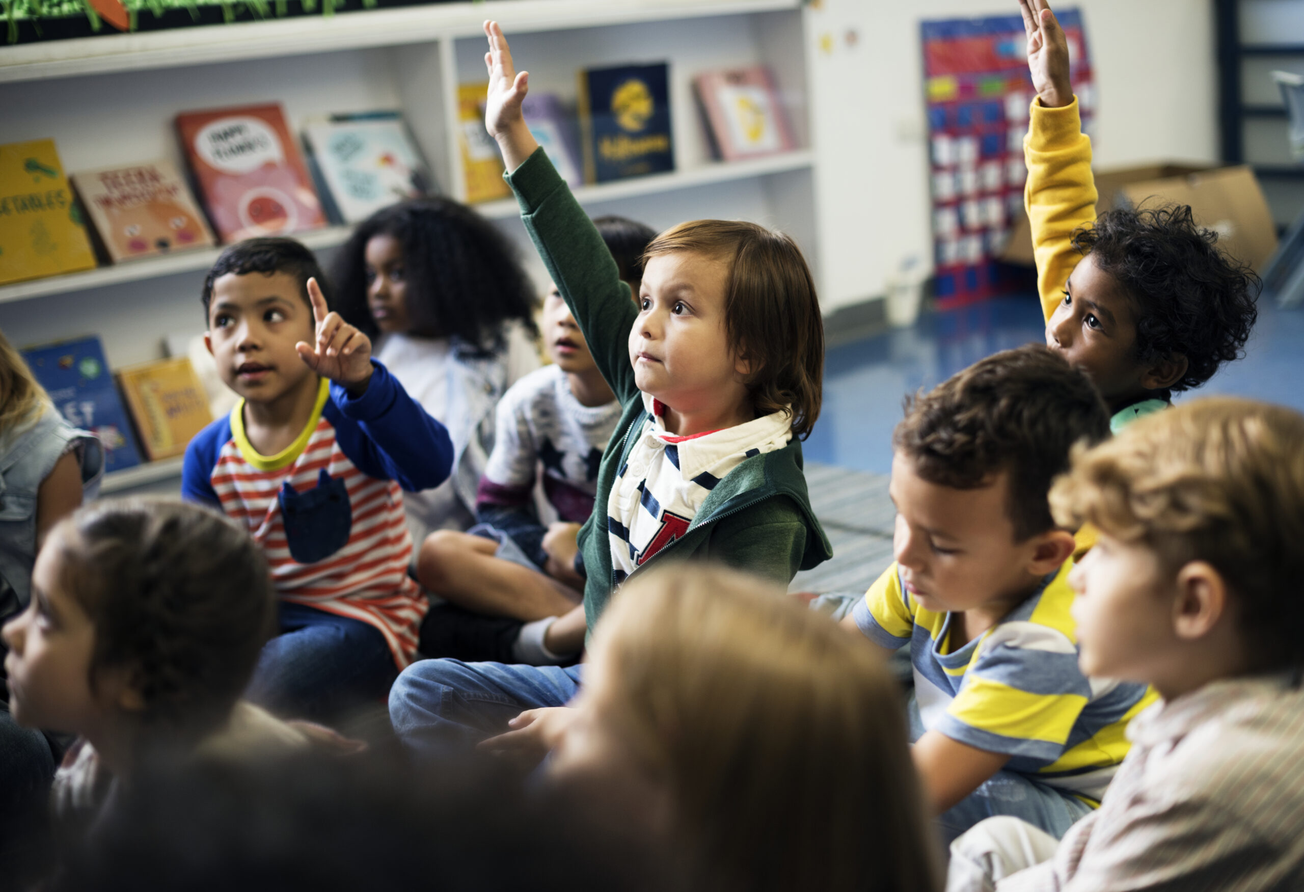 Apostila de Língua Portuguesa - Práticas de Linguagem: Análise linguística/ semiótica (alfabetização) - Habilidades BNCC: EF01LP12 e EF01LP14.
