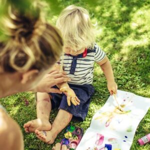 Plano de Aula Educação Infantil 1 – Realizando pintura e colagem em tecidos com elementos da natureza